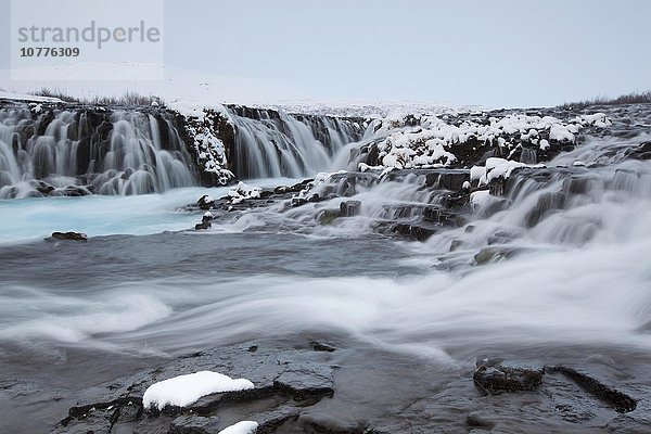 Wasserfall Bruarfoss im Winter  Selfoss  Südisland  Island  Europa