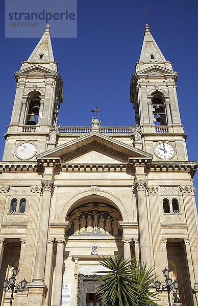 Basilica dei Santi Cosma e Damiano  Alberobello  Apulien  Italien  Europa