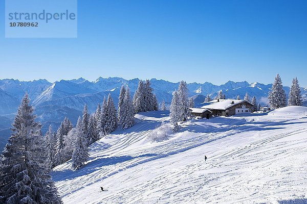 Tölzer Hütte  Skigebiet Brauneck bei Lenggries  Isarwinkel  Bayerische Voralpen  Oberbayern  Bayern  Deutschland  Europa