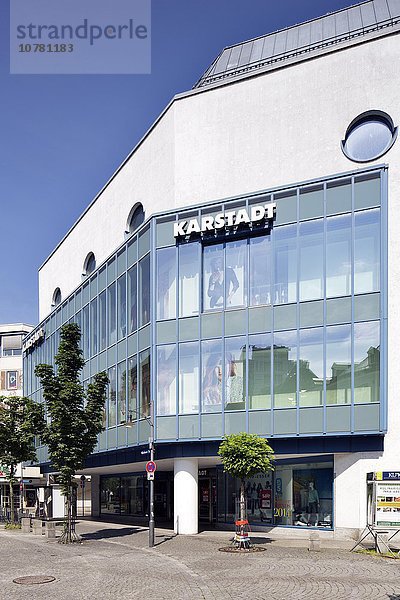 Warenhaus Karstadt in der Innenstadt  Rosenheim  Oberbayern  Bayern  Deutschland  Europa