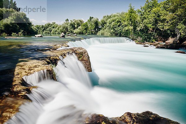 Blick auf den Manavgat-Wasserfall  Antalya  Türkei