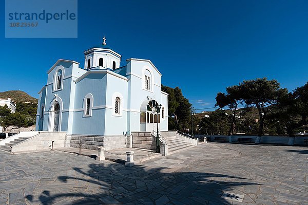 Blaue orthodoxe Kirche  Syros  Kykladen  Ägäis  Griechenland