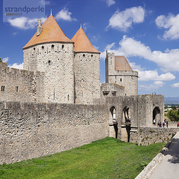 La Cite  mittelalterliche Festungsstadt  Carcassonne  UNESCO-Weltkulturerbe  Languedoc-Roussillon  Frankreich  Europa