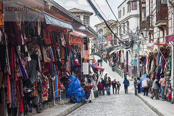 Straßenmarkt in La Paz  Departement La Paz  Bolivien  Südamerika