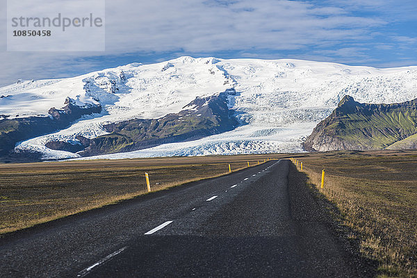 Route 1  die zum Skaftafell-Nationalpark und zum Skaftafellsjokull-Gletscher führt  Südliche Region von Island (Sudurland)  Island  Polarregionen