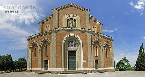 Duomo di San Pietro Apostolo  Montegrotto Terme  Venetien  Italien  Europa