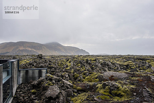 Blick vom Besucherzentrum auf den Berg  Skaftafell-Nationalpark  Island