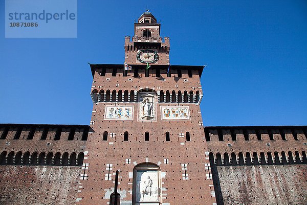 Uhrturm  Castello Sforzesco  Mailand  Italien