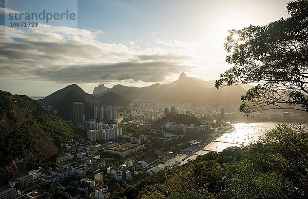 Blick vom Zuckerhut-Berg  Rio De Janeiro  Brasilien