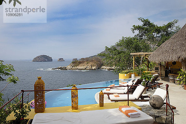 Mexico  Puerto Vallarta  terrace of vacation home by the sea