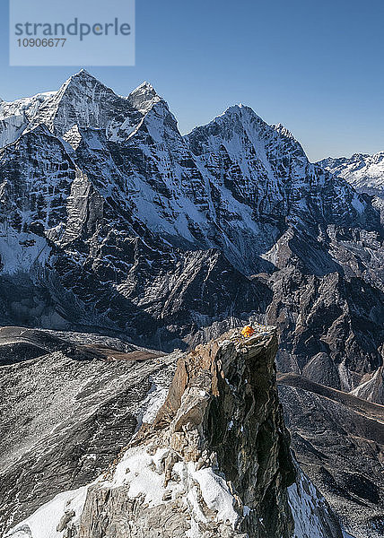 Nepal  Himalaya  Solo Khumbu  Camp 2  Ama Dablam South West Ridge