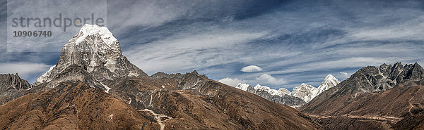 Nepal  Himalaya  Solo Khumbu  Taboche Peak vom Ama Dablam South West Ridge aus.