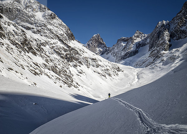 Frankreich  Isere  Les Deux Alps  Vallon du Selle  Tiefschneefahren