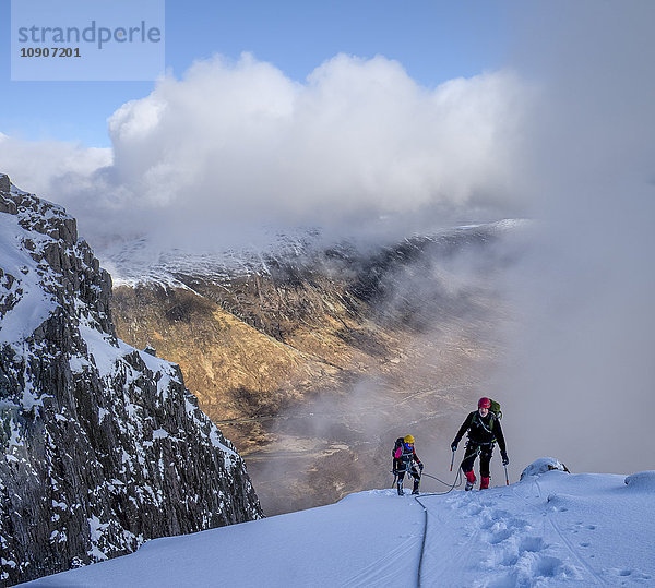 Schottland  Glencoe  Stob Dearg  Bergsteigen im Winter