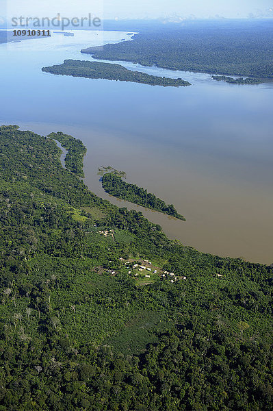 Brasilien  Para  Itaituba  Sawle Muybu  Dorf der Mudndururu  Rio Tapajos