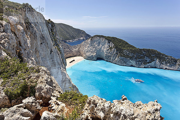 Griechenland  Ionische Inseln  Zakynthos  Navagio oder Shipwreck Beach