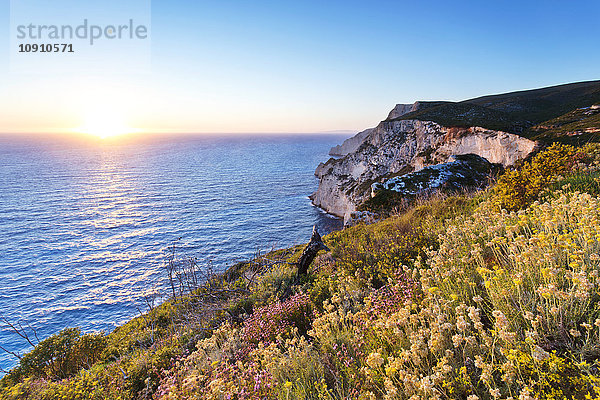 Griechenland  Ionische Inseln  Zakynthos  Porto Vromi bei Sonnenaufgang