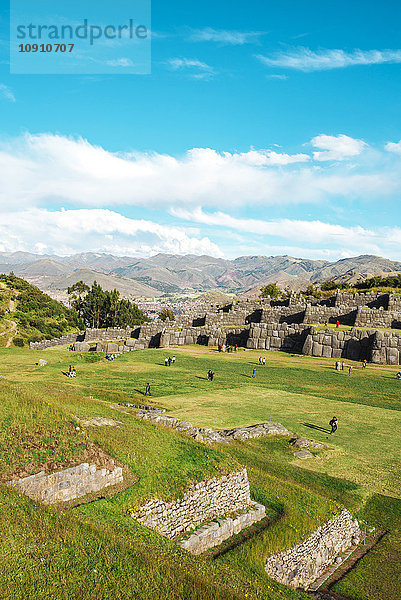 Peru  Cusco  Blick auf Saksaywaman