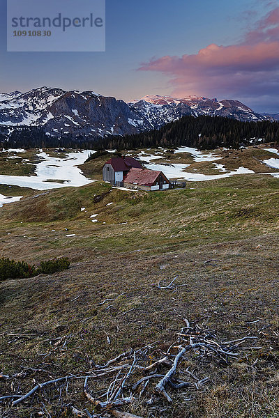 Österreich  Steiermark  Tragoess  Blick auf Hochschwab Range bei Sonnenuntergang  Sonnschienalp