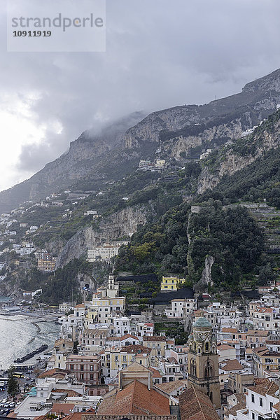 Italien  Amalfi  Blick auf die Stadt
