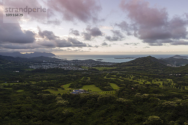 USA  Hawaii  Oahua  Nu'uanu Pali Lookout  Aussicht über Kane'ohe