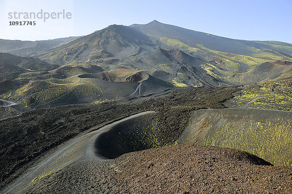 Italien  Sizilien  Ätna  Vulkankrater  Lavafelder