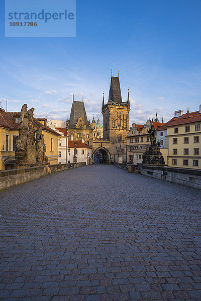 Tschechien  Prag  Altstadt  Kleinseite Brückenturm am Abend