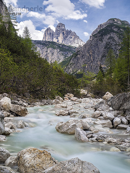 Italien  Südtirol  Sextner Dolomiten  Rienztal  Tre Cime di Lavaredo  Schwarze Rienz  Naturpark Tre Cime