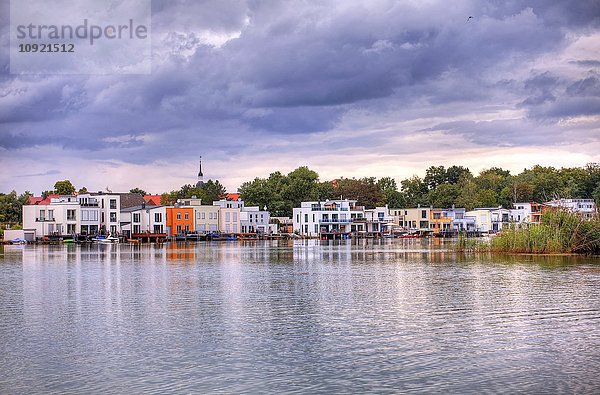 Ferienhäuser  Hainer See  Leipziger Neuseenland  Kahnsdorf  Sachsen  Deutschland  Europa