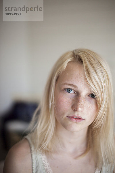 Porträt eines Mädchens im Teenageralter