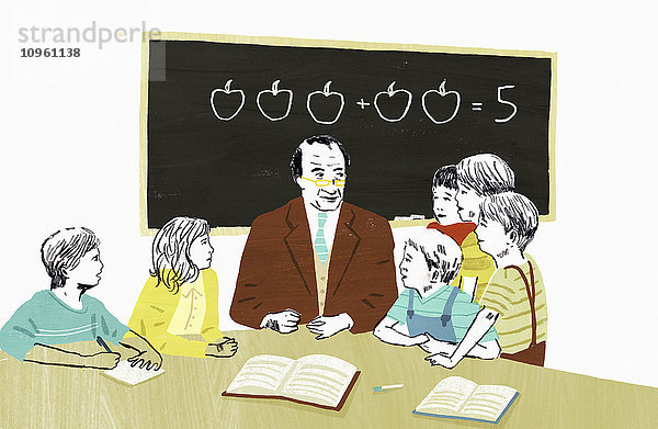 Lehrer unterrichtet einer Gruppe Kinder Mathematik