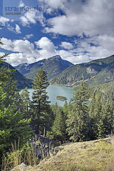 Diablo Lake  ein Stausee in den North Cascade Mountains im Norden des Staates Washington; Washington  Vereinigte Staaten von Amerika'.