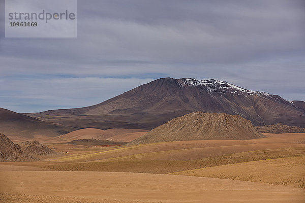 Die surreale Berglandschaft der bolivianischen Region Altilano; Bolivien'.