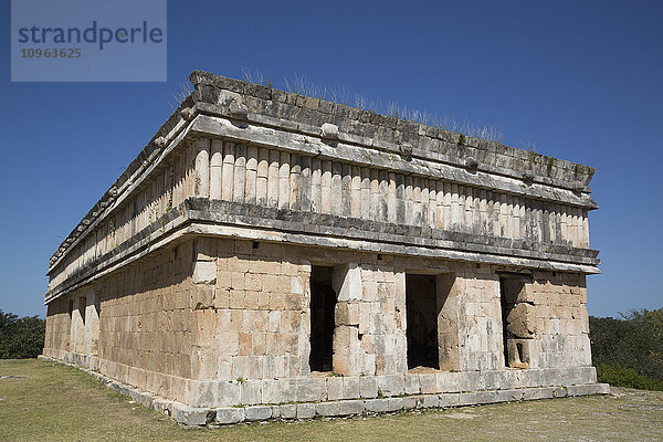 Haus der Schildkröten  archäologische Maya-Ausgrabungsstätte Uxmal; Yucatan  Mexiko