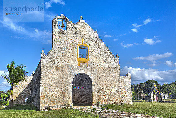 Ruine der Pixila-Kirche  fertiggestellt 1797; Cuauhtemoc  Yucatan  Mexiko'.