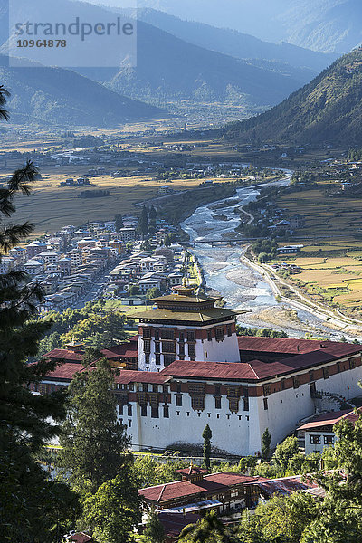 Rinpung Dzong im Paro-Tal; Paro  Bhutan'.