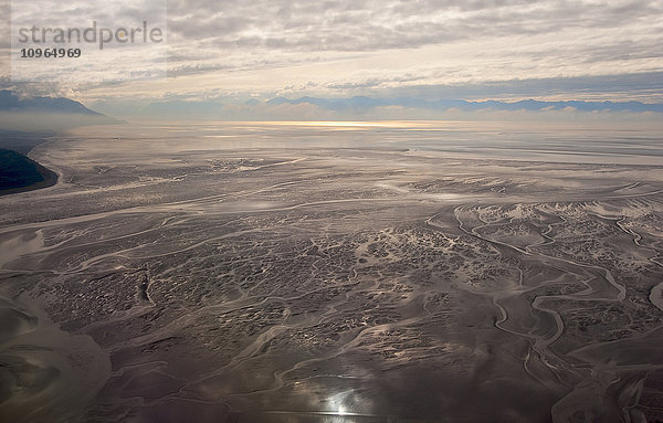 Luftaufnahme des Wattenmeeres; Anchorage  Alaska  Vereinigte Staaten von Amerika'.