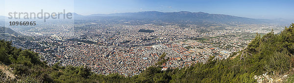 Stadtbild von Antiochia und der modernen Stadt Antakya; Antiochia  Türkei .