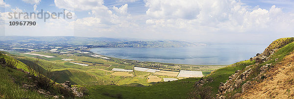 Blick von den Golanhöhen nach Westen mit Blick auf den südlichen Teil des Sees Genezareth; Israel'.