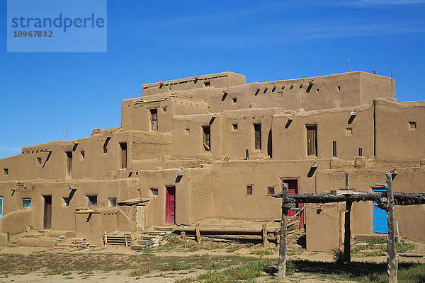 Taos Pueblo  datiert auf 1000 AD; New Mexico  Vereinigte Staaten von Amerika'.