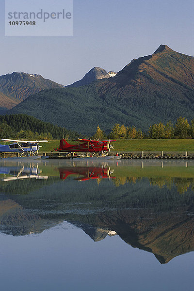 Wings Of Alaska Wasserflugzeuge angedockt Juneau Southeast Ak Scenic