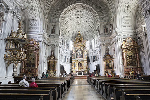 St. Michaelskirche; München  Deutschland'.