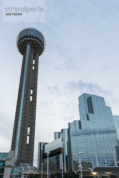 Hyatt Regency Dallas und Reunion Tower; Dallas  Texas  Vereinigte Staaten von Amerika'.