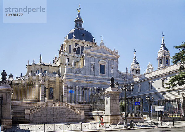 Almudena-Kathedrale; Madrid  Spanien'.