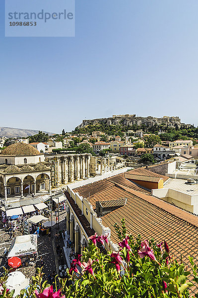 Griechenland  Athen  Monasteraki Square  Akropolis im Hintergrund