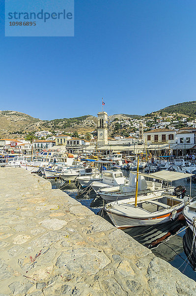 Griechenland  Hydra  Blick auf den Hafen