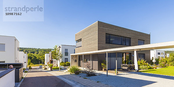 Deutschland  Esslingen-Zell  Neubaugebiet mit Passivhäusern