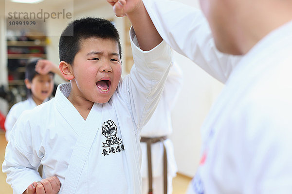 Japanischer Karatekurs für Kinder