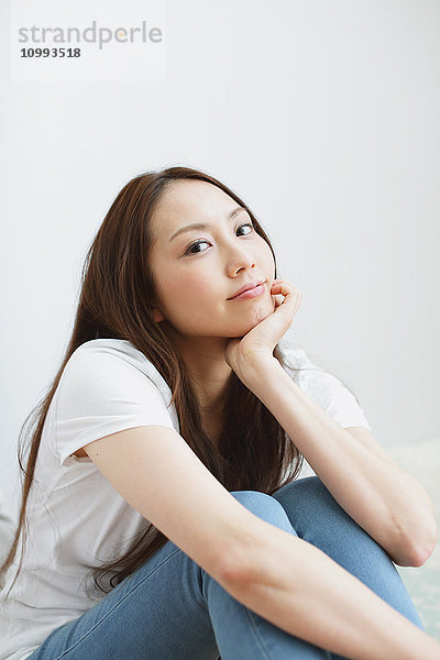 Junge attraktive japanische Frau Porträt