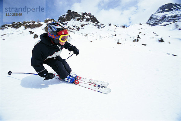 Ein Skifahrer.